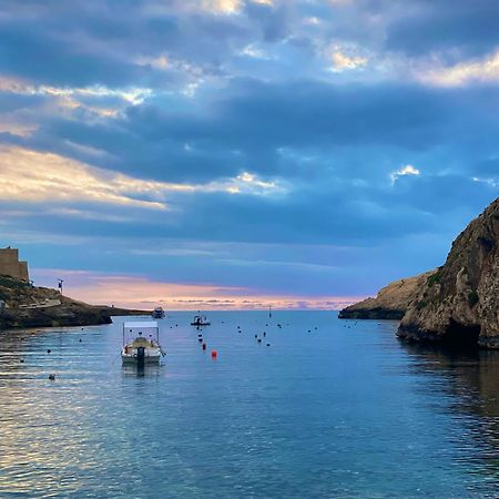 Best Of Xlendi Seafront Apartments Екстериор снимка